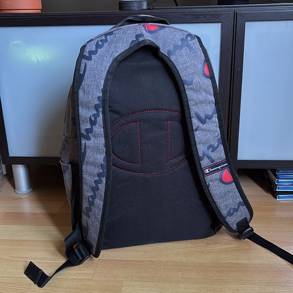 Champion backpack - Picture 2 of 11